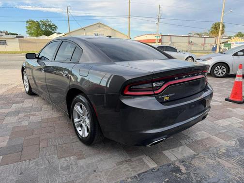 2020 Dodge Charger SXT