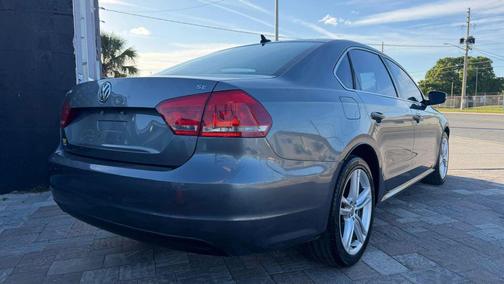 2014 Volkswagen Passat 2.5L SE