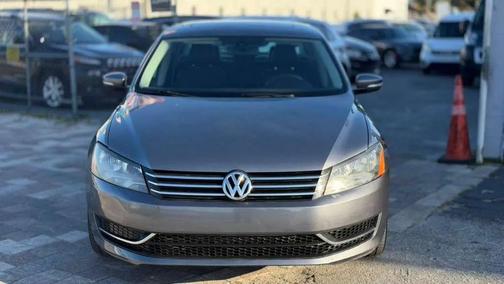 2014 Volkswagen Passat 2.5L SE