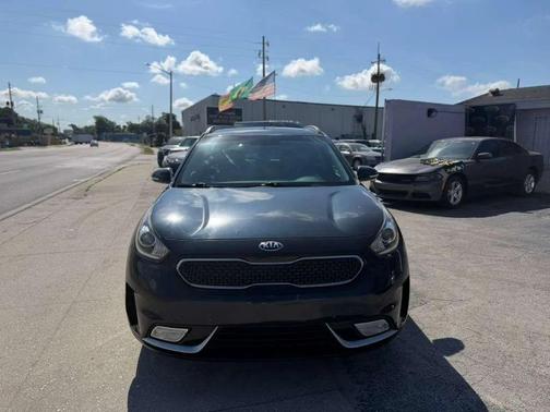 Deep Cerulean 2017 Kia Niro Touring