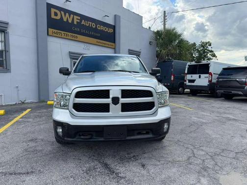 Bright Silver Metallic Clearcoat 2015 RAM 1500 Outdoorsman