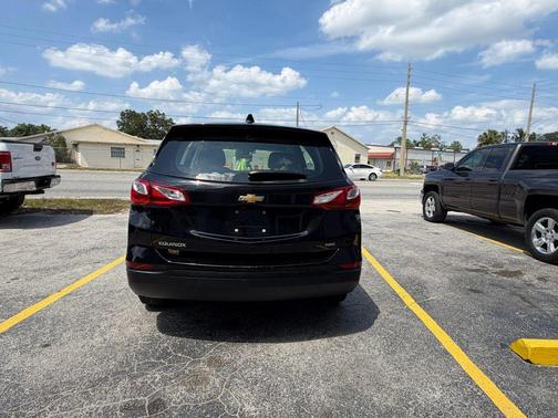 Mosaic Black Metallic 2020 Chevrolet Equinox LS