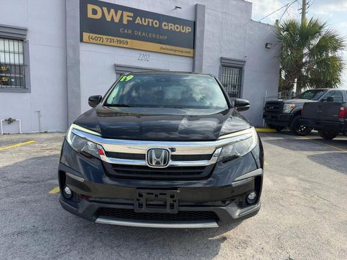 Crystal Black Pearl 2019 Honda Pilot EX