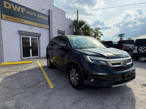 Crystal Black Pearl 2019 Honda Pilot EX