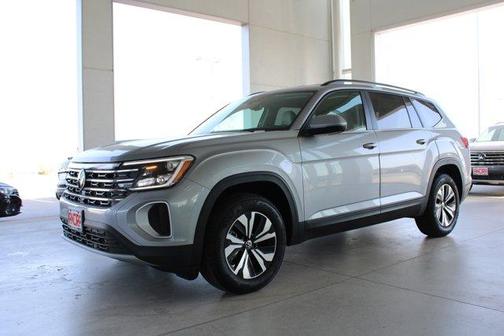 2025 Volkswagen Atlas 2.0T SE