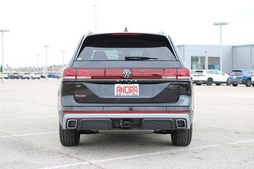 2025 Volkswagen Atlas 2.0T Peak Edition