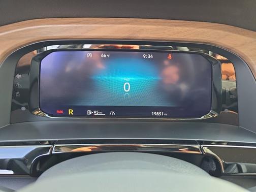 2024 Volkswagen Atlas 2.0T SE w/ Technology