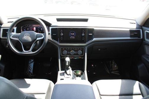 2023 Volkswagen Atlas 2.0T SE w/Technology