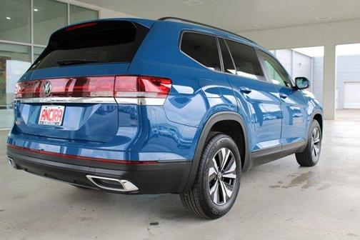 2025 Volkswagen Atlas 2.0T SE
