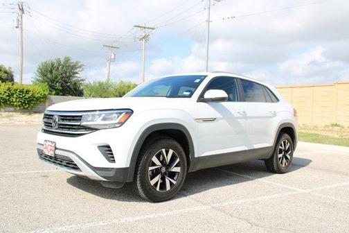 2022 Volkswagen Atlas Cross Sport 2.0T SE