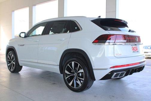 2025 Volkswagen Atlas Cross Sport 2.0T SEL Premium R-Line
