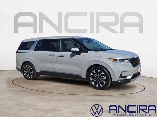 2023 Kia Carnival EX