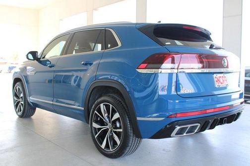 2025 Volkswagen Atlas Cross Sport 2.0T SEL Premium R-Line