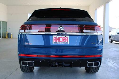 2025 Volkswagen Atlas Cross Sport 2.0T SEL Premium R-Line