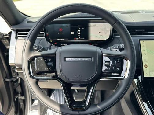 2025 Land Rover Range Rover Sport SE