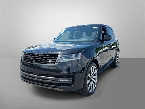 2025 Land Rover Range Rover P400 SE