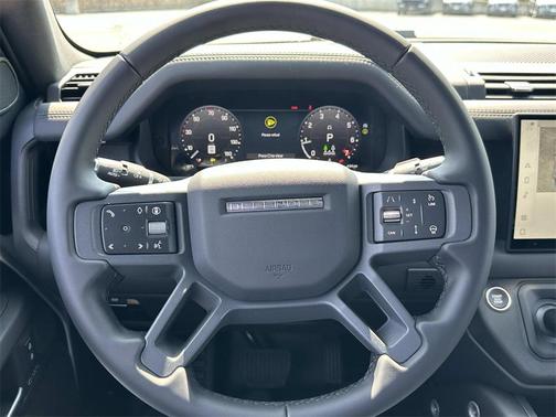 2025 Land Rover Defender 130 P400 X-Dynamic SE