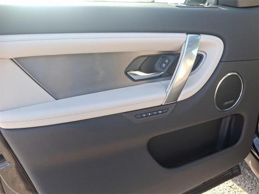 2025 Land Rover Discovery Sport Dynamic SE