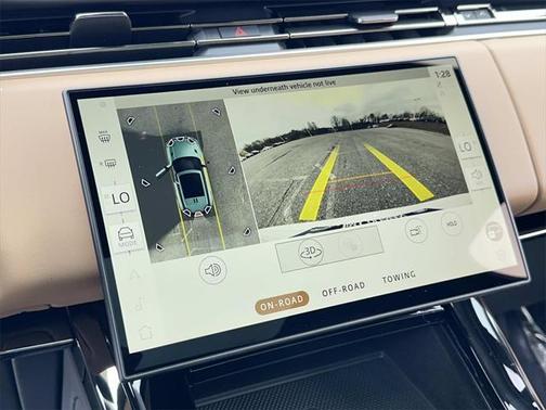 2025 Land Rover Range Rover Sport SE