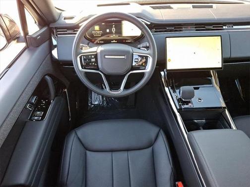 2025 Land Rover Range Rover Sport SE
