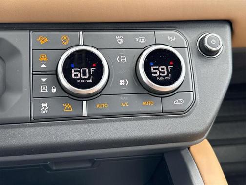 2025 Land Rover Defender 90 P400 X-Dynamic SE