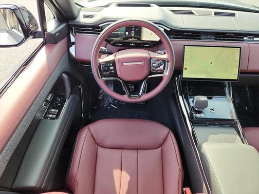 2025 Land Rover Range Rover Sport SE