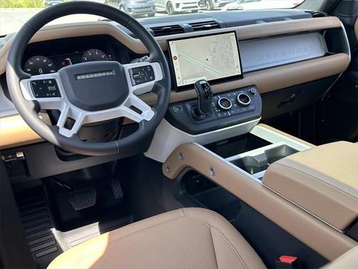 2025 Land Rover Defender 130 P300 S