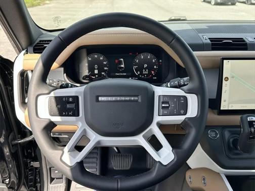 2025 Land Rover Defender 130 P300 S