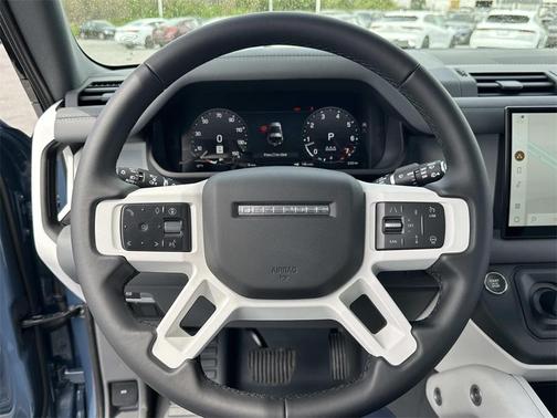 2025 Land Rover Defender 90 P300 S