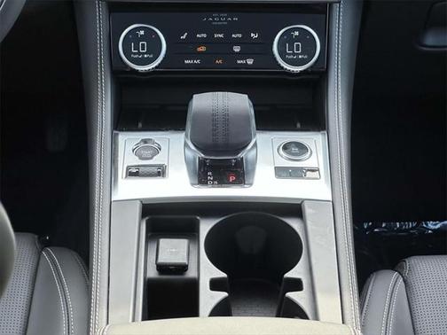 2026 Jaguar F-PACE R-Dynamic S P400 AWD Automatic