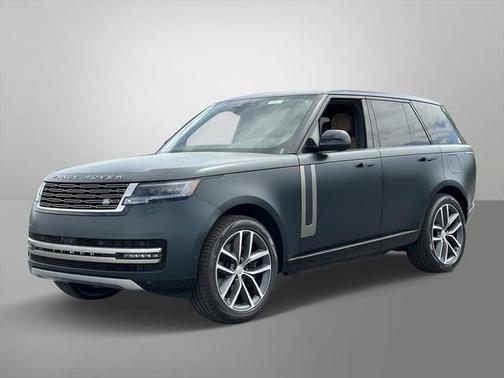 2025 Land Rover Range Rover P550e SE