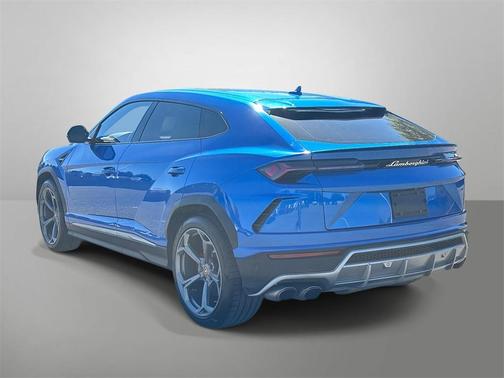 2019 Lamborghini Urus Base