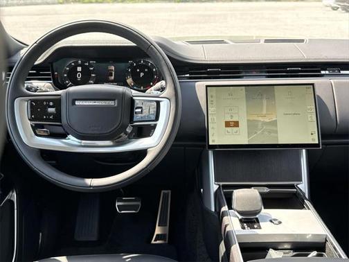 2025 Land Rover Range Rover P530 SE