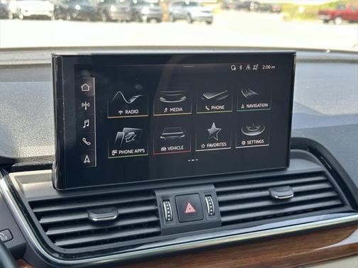 2022 Audi Q5 45 S line Premium Plus