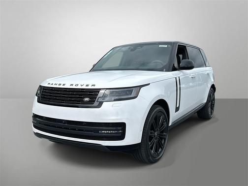 2025 Land Rover Range Rover P400 SE 7 Seat