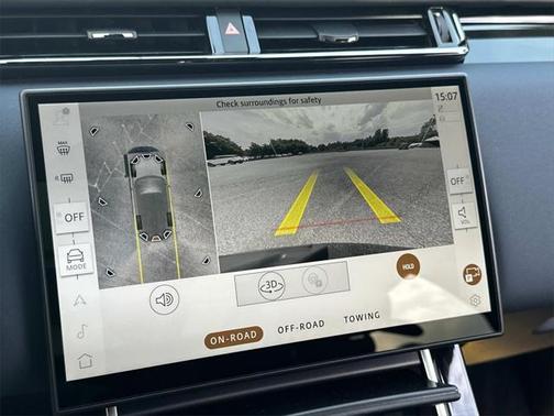 2026 Land Rover Range Rover Velar P400 Dynamic SE