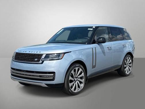2025 Land Rover Range Rover P530 SE