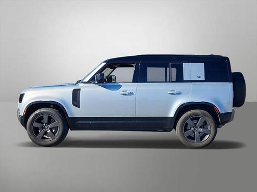 2022 Land Rover Defender 110 X-Dynamic SE