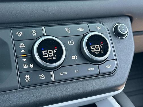 2025 Land Rover Defender 130 P400 S