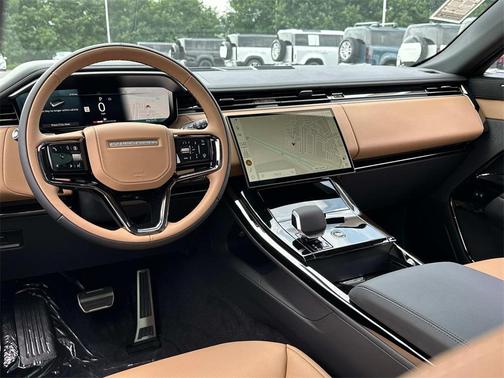 2025 Land Rover Range Rover Sport SE