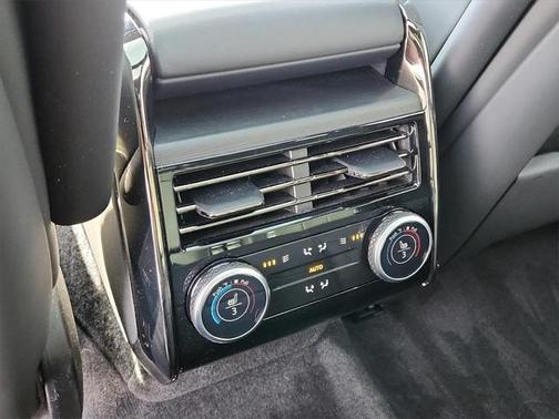 2024 Land Rover Range Rover Sport SE