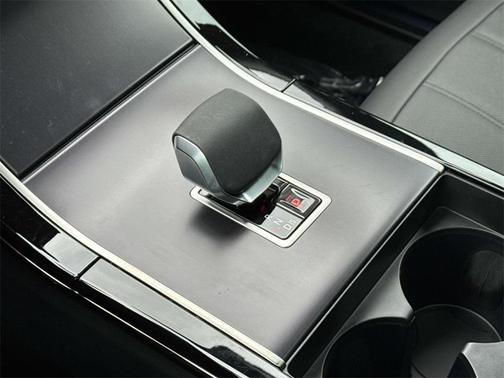 2026 Land Rover Range Rover Evoque Dynamic SE