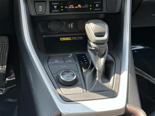 2024 Toyota RAV4 Hybrid Limited