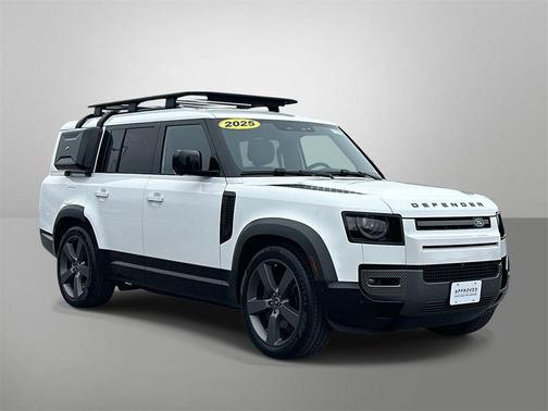 2025 Land Rover Defender 130 P400 Outbound