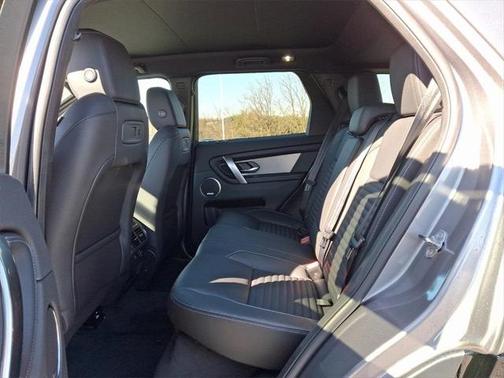 2025 Land Rover Discovery Sport Dynamic SE