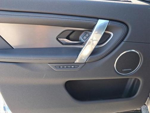 2025 Land Rover Discovery Sport Dynamic SE