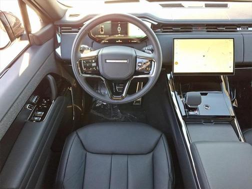2025 Land Rover Range Rover Sport SE