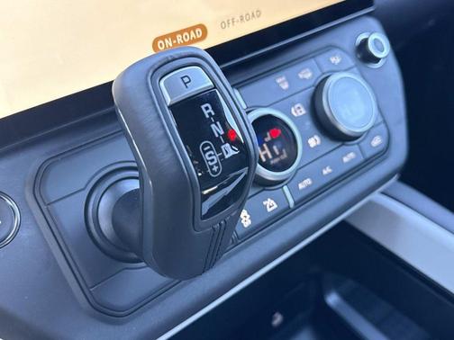 2026 Land Rover Defender P300 S