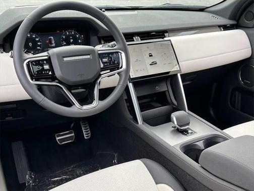 2025 Land Rover Discovery Sport Dynamic SE