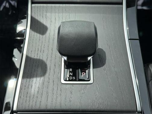 2026 Land Rover Range Rover Evoque Dynamic SE